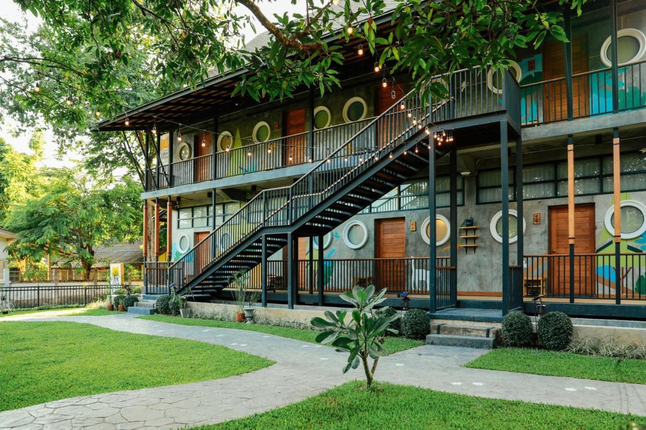 Yellow Pillow Village Chiang Mai Exterior foto