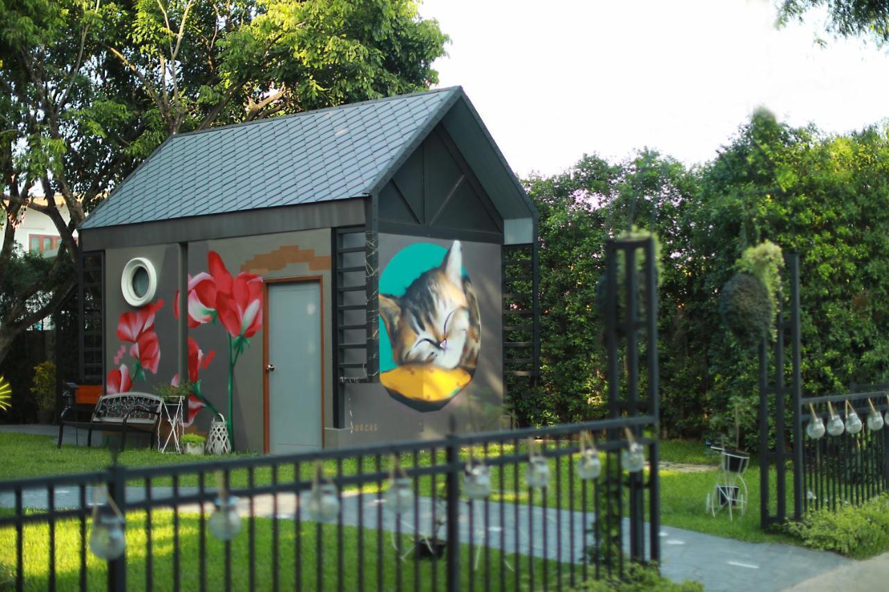 Yellow Pillow Village Chiang Mai Exterior foto